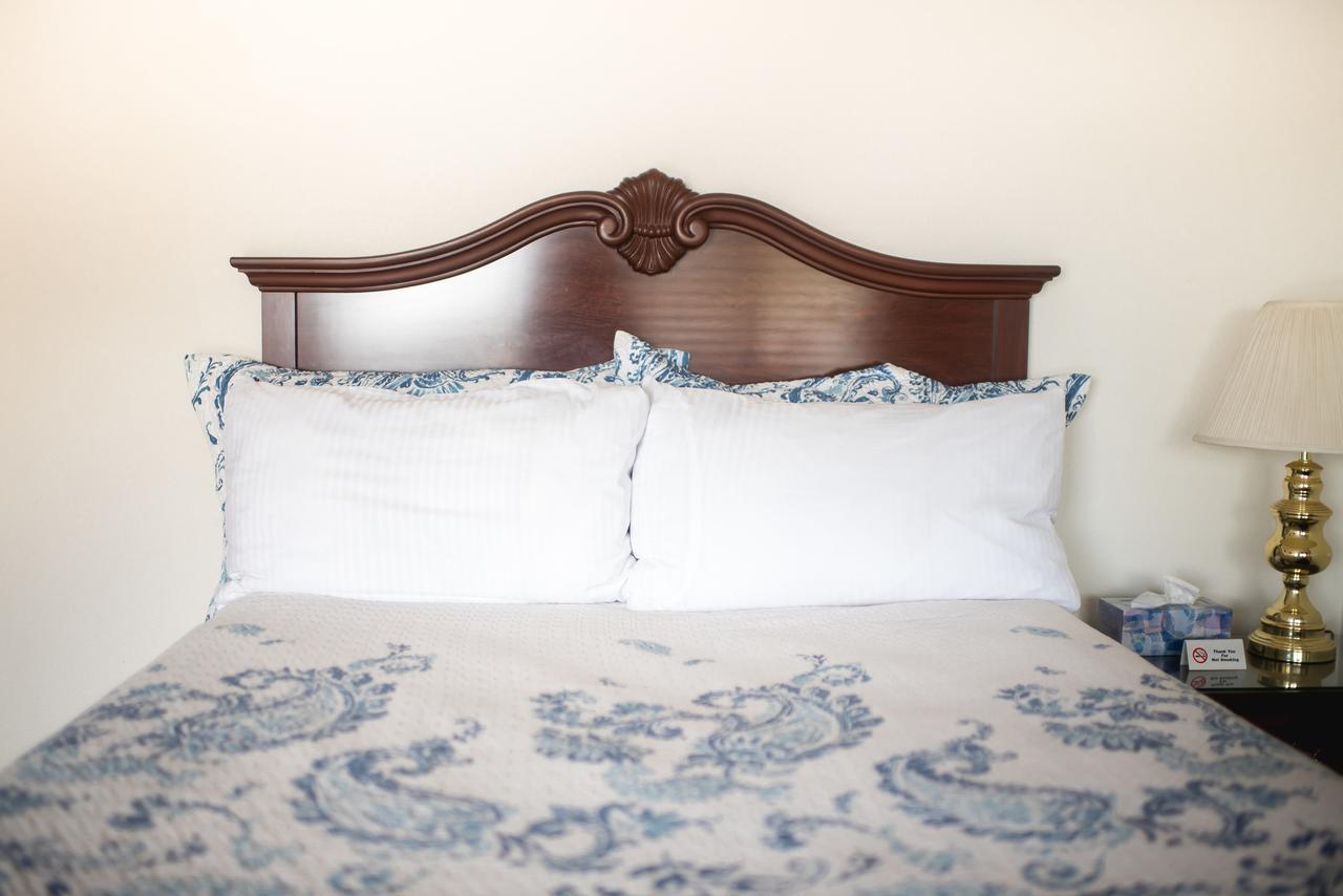 Cozy Mountain Motel Austin Bagian luar foto